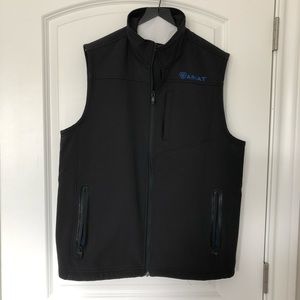 Black Ariat softshell vest